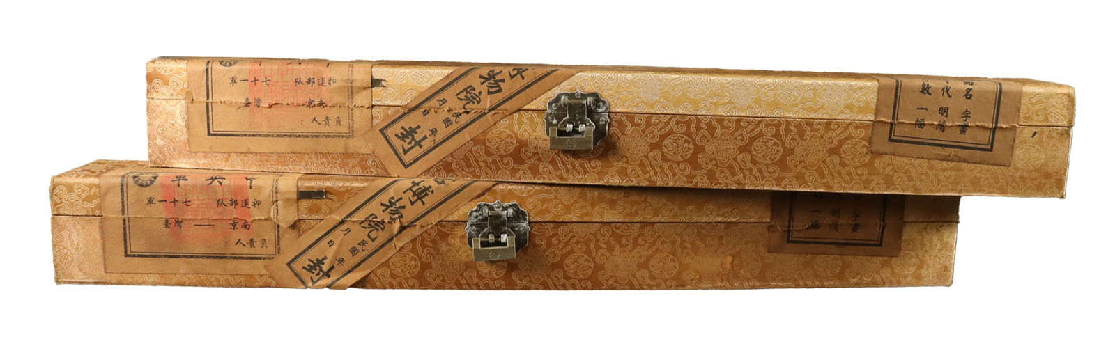 Lots Chinese scrolls: Lots Chinese scrolls.