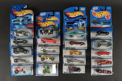 Lots Hot Wheels in original package