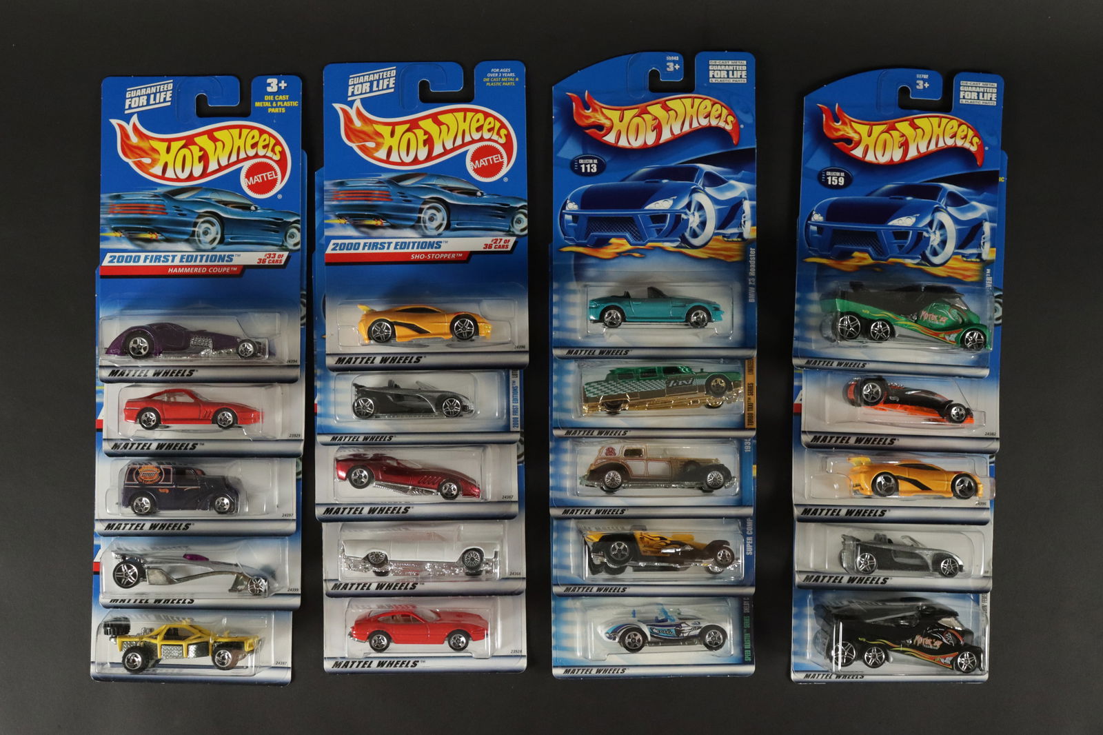 Lots Hot Wheels in original package (1 of 6)