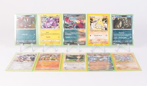 Lots hologram Pokemon cards