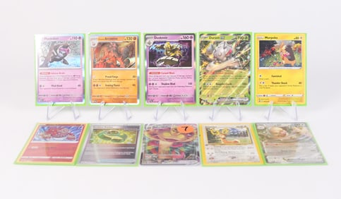 Lots hologram Pokemon cards
