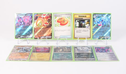 Lots hologram Pokemon cards