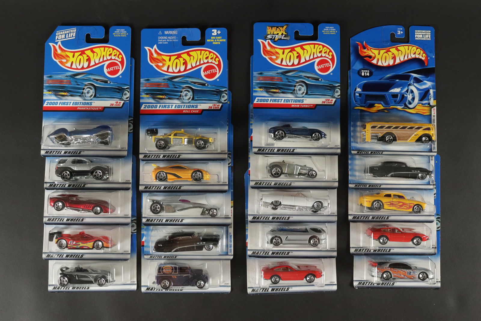 Lots Hot Wheels in original package (1 of 6)
