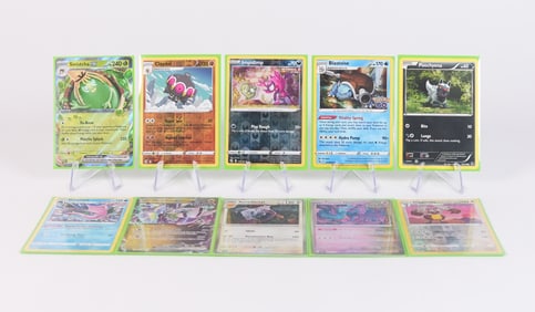 Lots hologram Pokemon cards