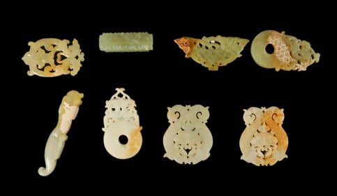 Lots Chinese jade carvings