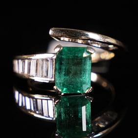 14 kt y/g Beryl Emerald ring 2.47 carat