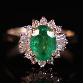 14 kt y/g Beryl Emerald diamond ring 0.98 carats