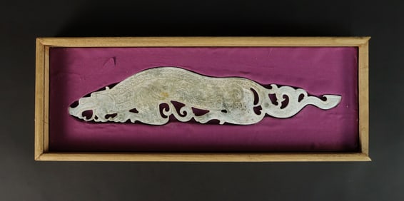Chinese fine carved ornament