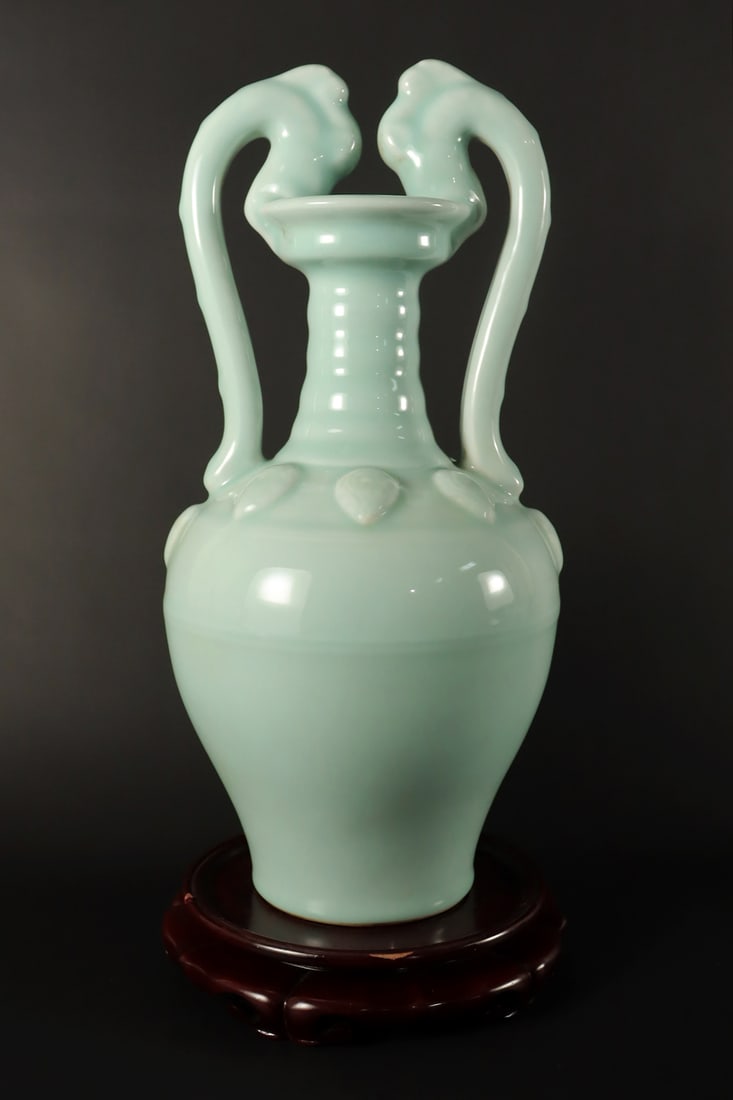 Chinese important celadon vase (1 of 6)
