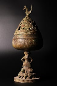 Chinese bronze vessel