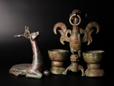Lots Chinese bronze vessels