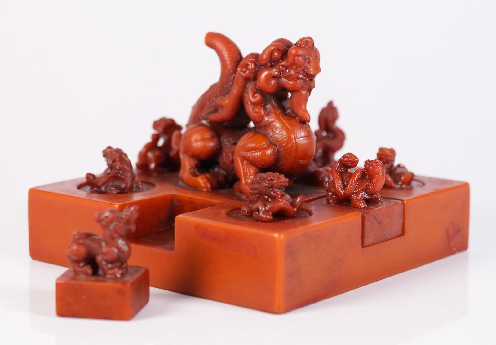 Chinese fine seals: Chinese fine seals, has some damage, please refer to detail photos. All sales are final.