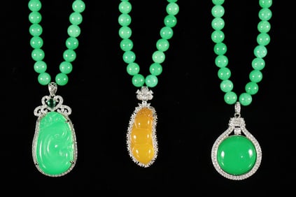 Lots Chinese fine pendants