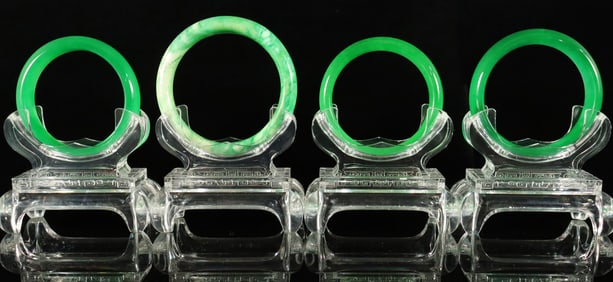 Lots Chinese apple green bangles