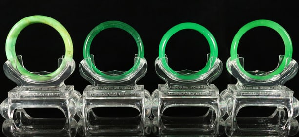 Lots Chinese apple green bangles