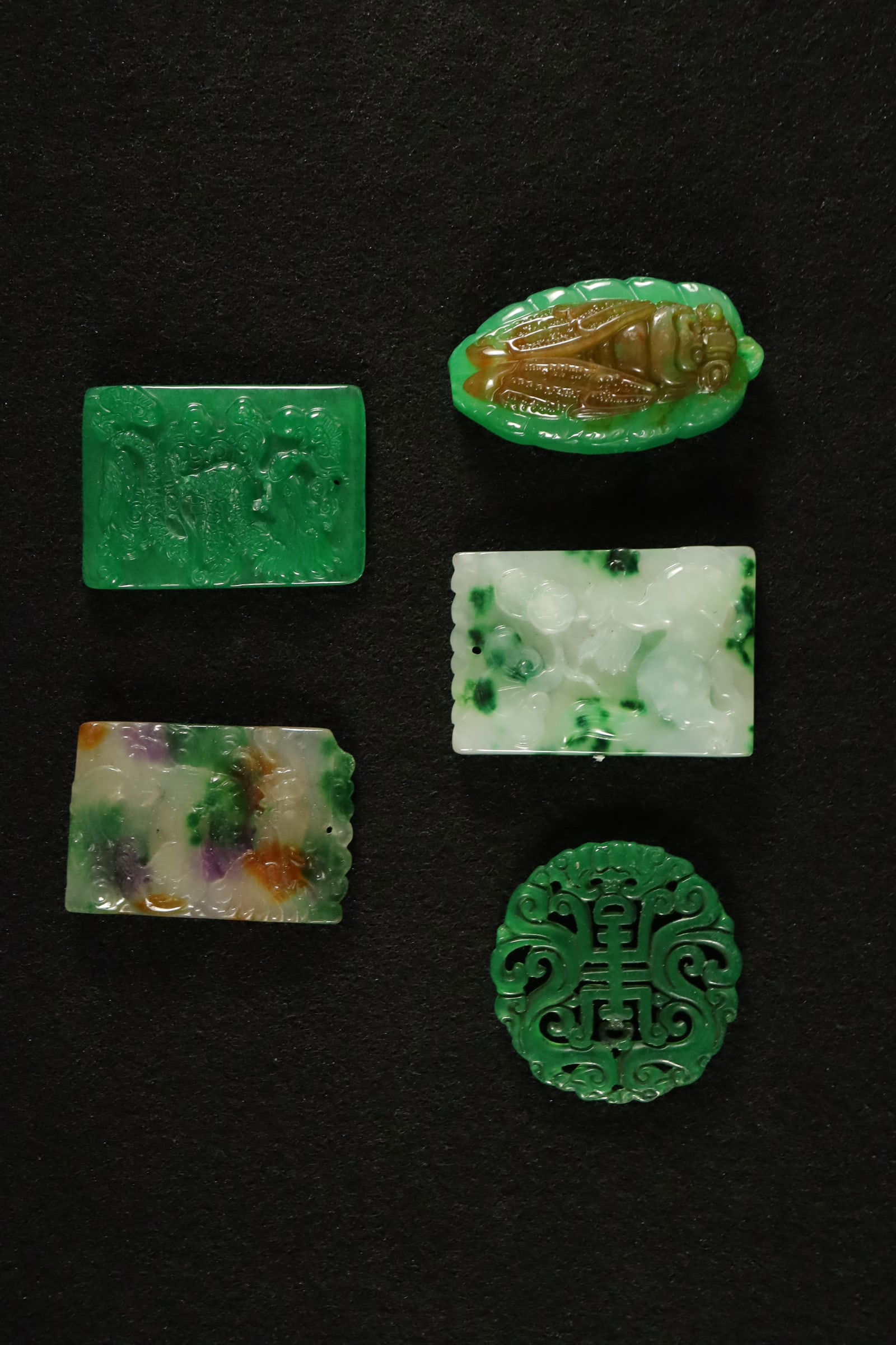 Lots Chinese carved plaques (1 of 6)