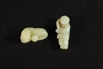 2 Chinese jade figure