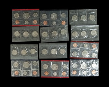 Lots vintage coins