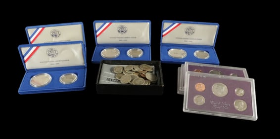 Lots of fine coins