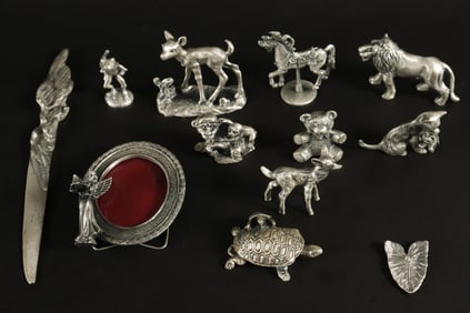 Lots vintage animal figures