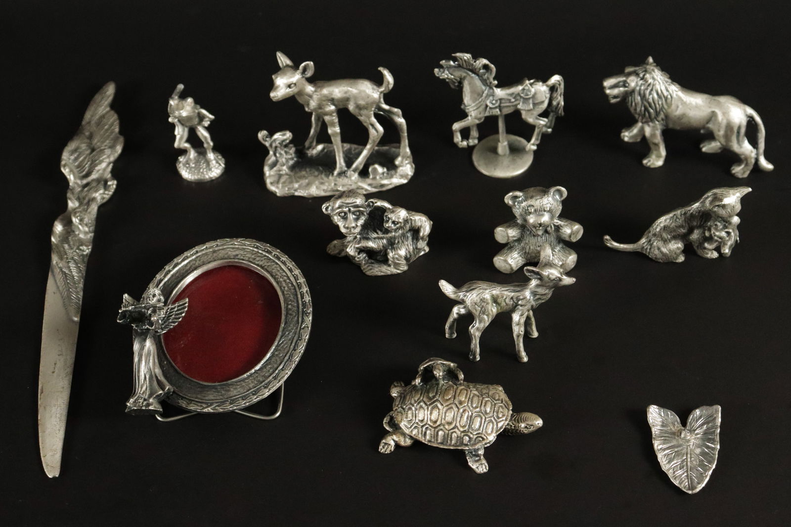 Lots vintage animal figures (1 of 6)