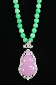 Chinese fine beaded necklace