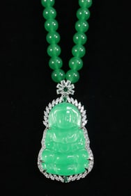Chinese fine apple green necklace