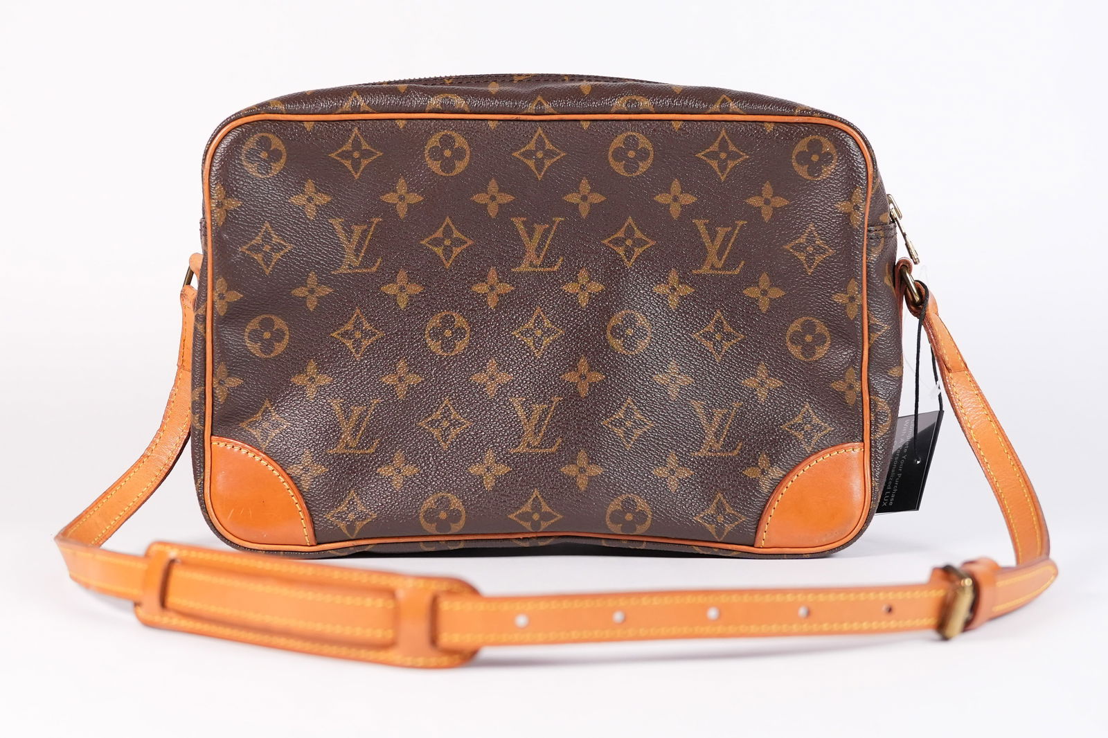 Louis Vuitton monogram shoulder bag (1 of 11)