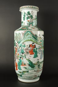 Chinese fine tall straight vase