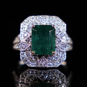 Platinum natural emerald diamond ring GIA