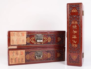 Lots Chinese scrolls in box