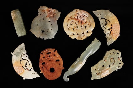 Lots Chinese carvings