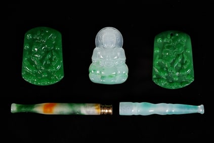 Lots Chinese apple green carvings