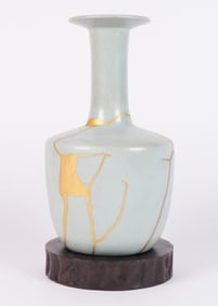 Chinese fine celadon vase