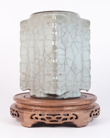 Chinese fine crackled square vase