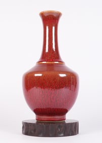 Chinese fine red vase
