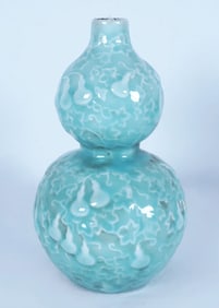 Chinese important gourd vase