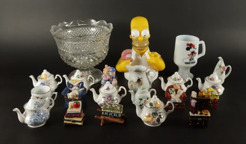 Lots vintage collectibles