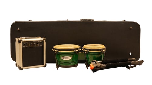 Lots vintage musical items