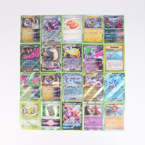 Lots Pokemon cards hologram
