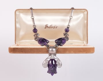 A vintage sterling amethyst fine necklace