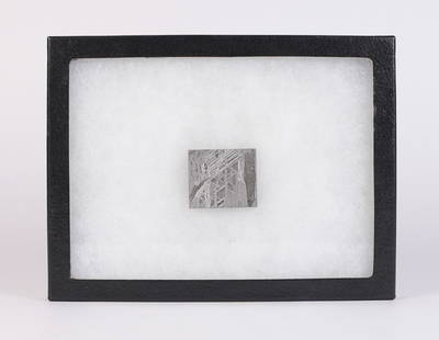 A meteorite fine specimen: A meteorite fine specimen.