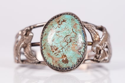 A silver turquoise fine bangle