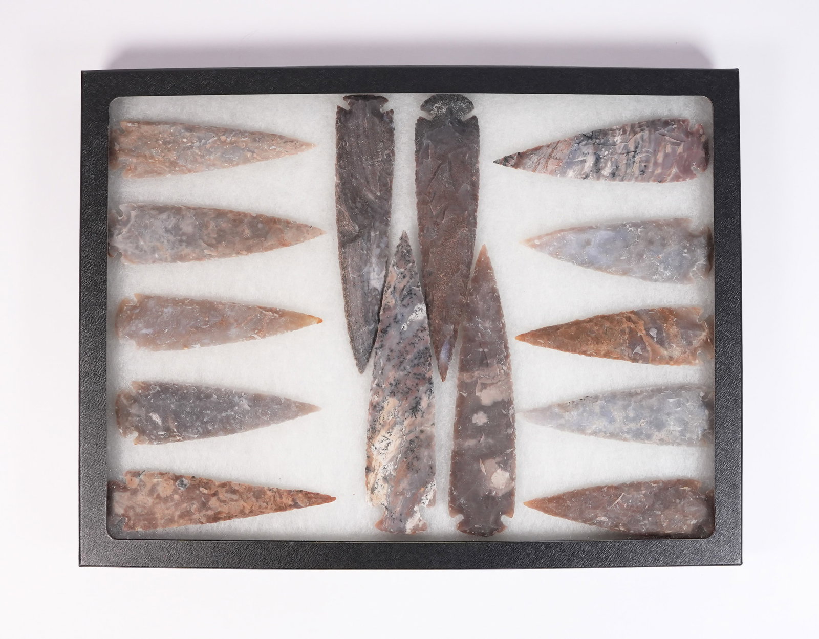 Lots antique spear head (1 of 7)