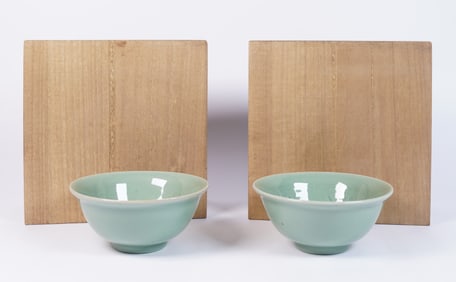 Lots Chinese green bowls
