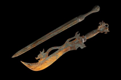 Lots Chinese bronze swords
