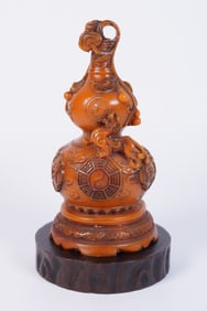 Chinese fine carved item