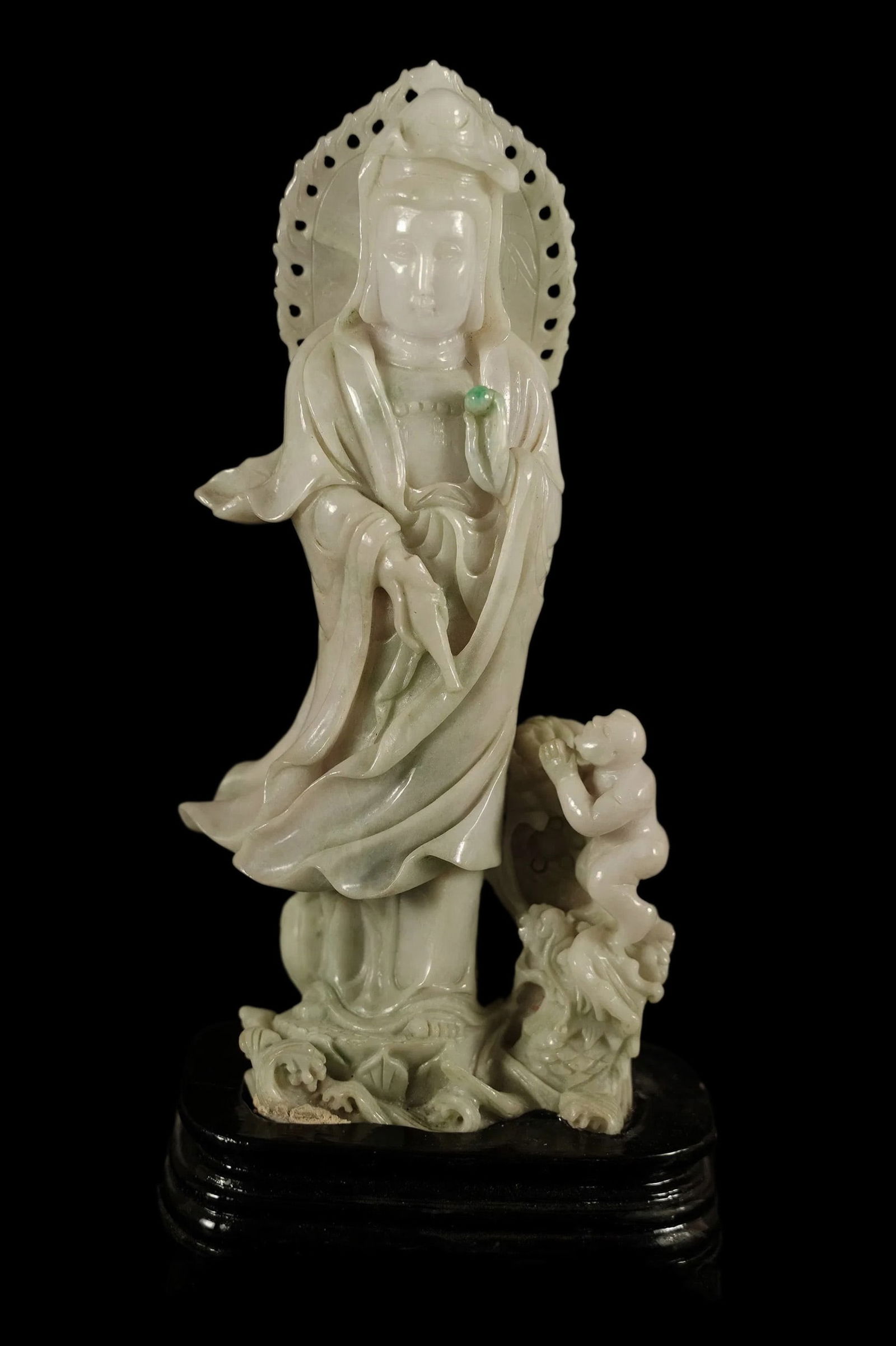 Chinese carved jadeite buddha statue (1 of 7)