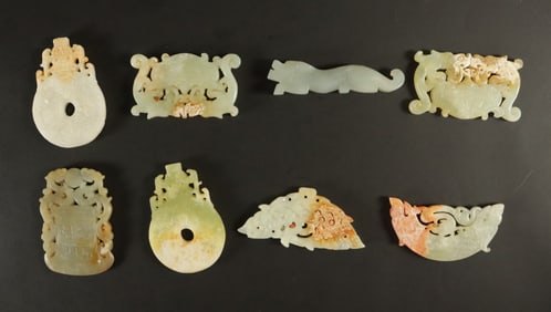 Lots Chinese jade carvings