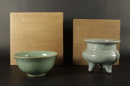 Lots Chinese porcelains with box